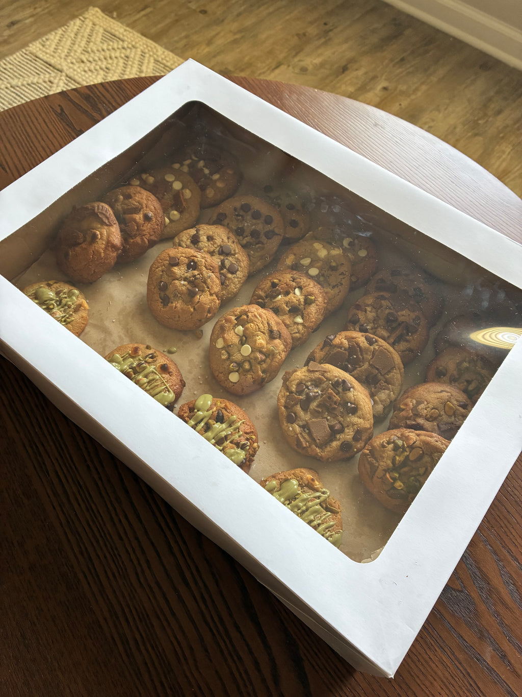 Box 24 cookies